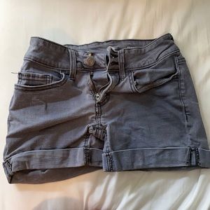 Gray denim SO shorts